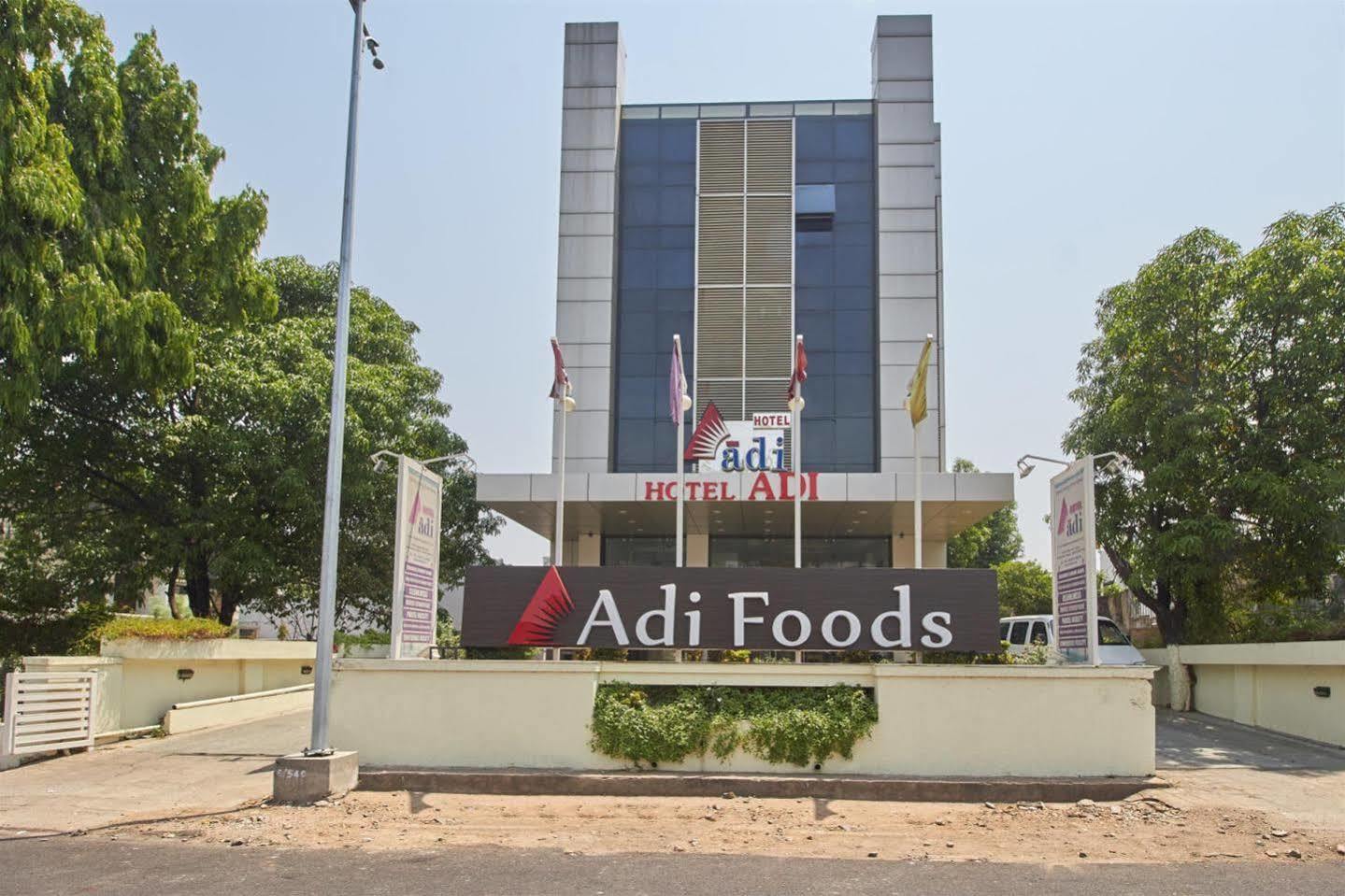 Hotel Adi Nagpur Bagian luar foto
